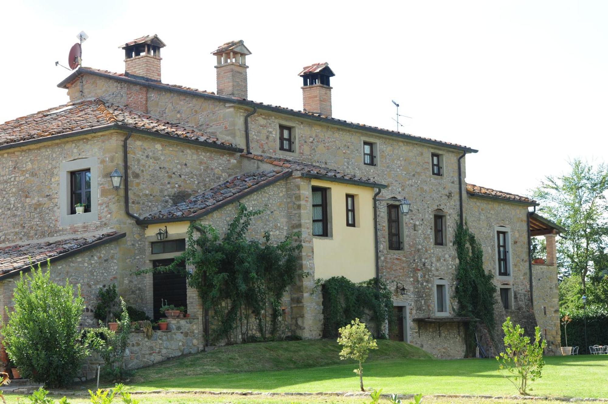 Agriturismo Il Sasso อันกิอารี ภายนอก รูปภาพ