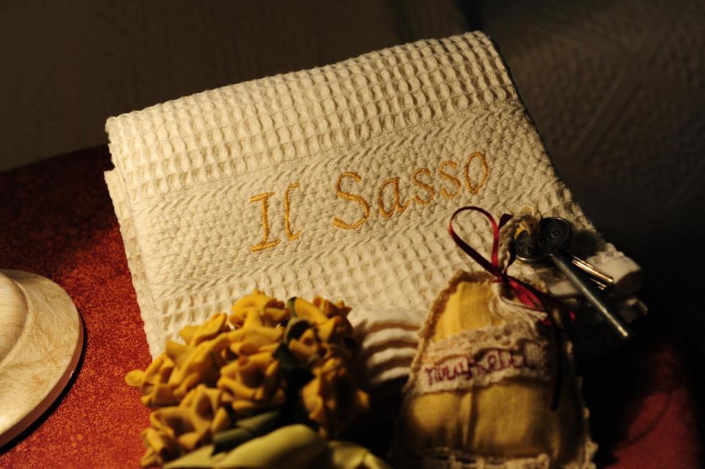 Agriturismo Il Sasso อันกิอารี ภายนอก รูปภาพ
