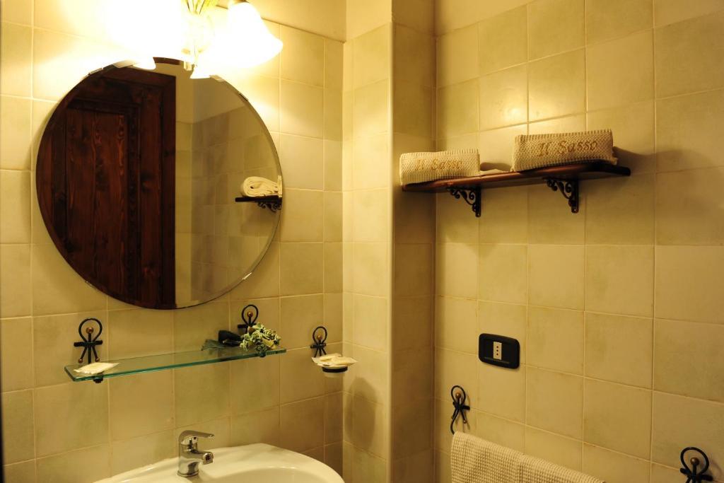 Agriturismo Il Sasso อันกิอารี ห้อง รูปภาพ