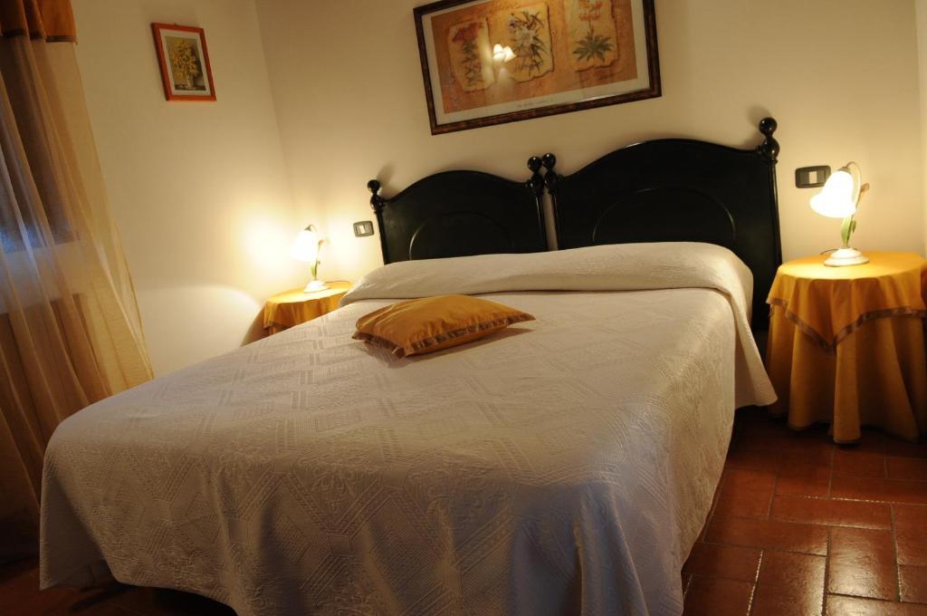 Agriturismo Il Sasso อันกิอารี ห้อง รูปภาพ