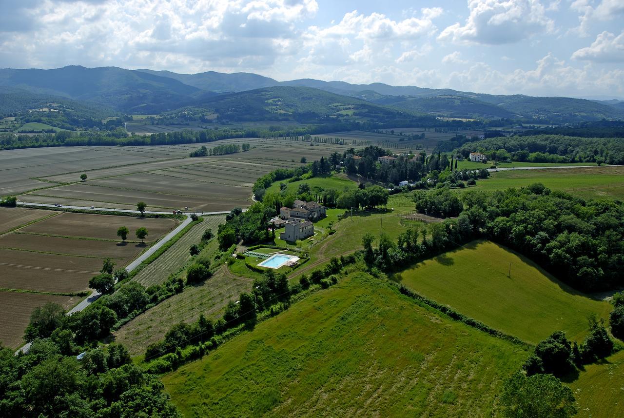 Agriturismo Il Sasso อันกิอารี ภายนอก รูปภาพ