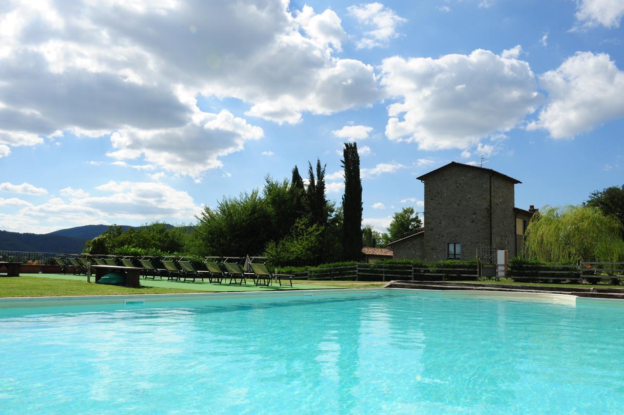 Agriturismo Il Sasso อันกิอารี ภายนอก รูปภาพ