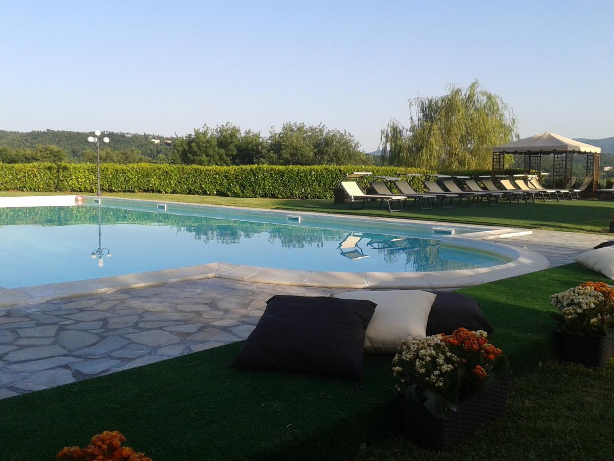 Agriturismo Il Sasso อันกิอารี ภายนอก รูปภาพ